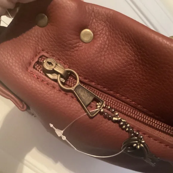 Bulldog purse concealed carry adjustable strap convertible Crossbody bag new - Picture 4 of 16